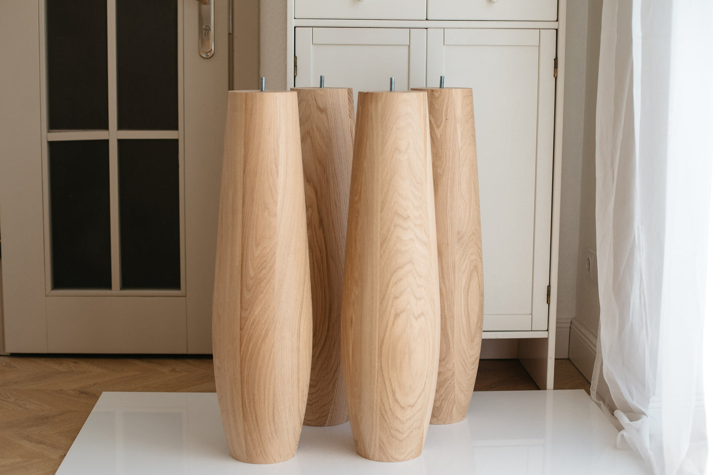 Oval Wooden Table Leg – Lathe-Turned Furniture Support, H736 mm