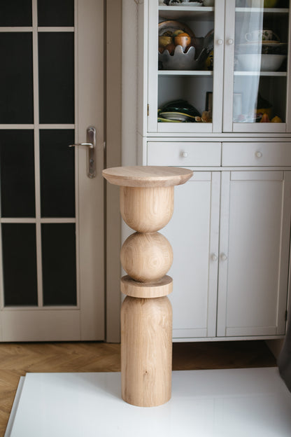 Wooden Pedestal Stand – Side Table or Plant Holder, Lathe-Turned Design, H900 mm