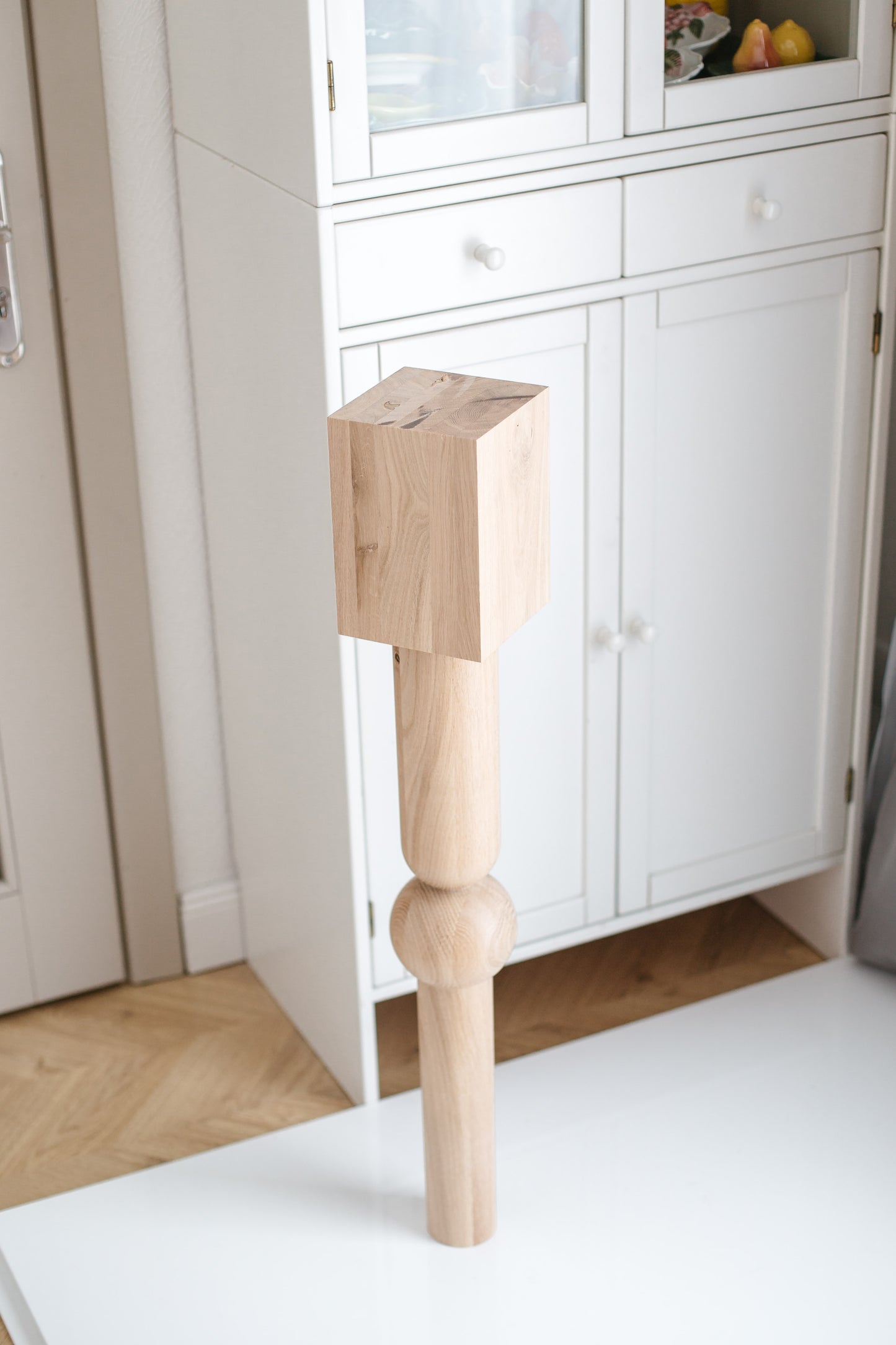 Wooden Table & Bar Leg with Square Top – Lathe-Turned Design, H900 mm