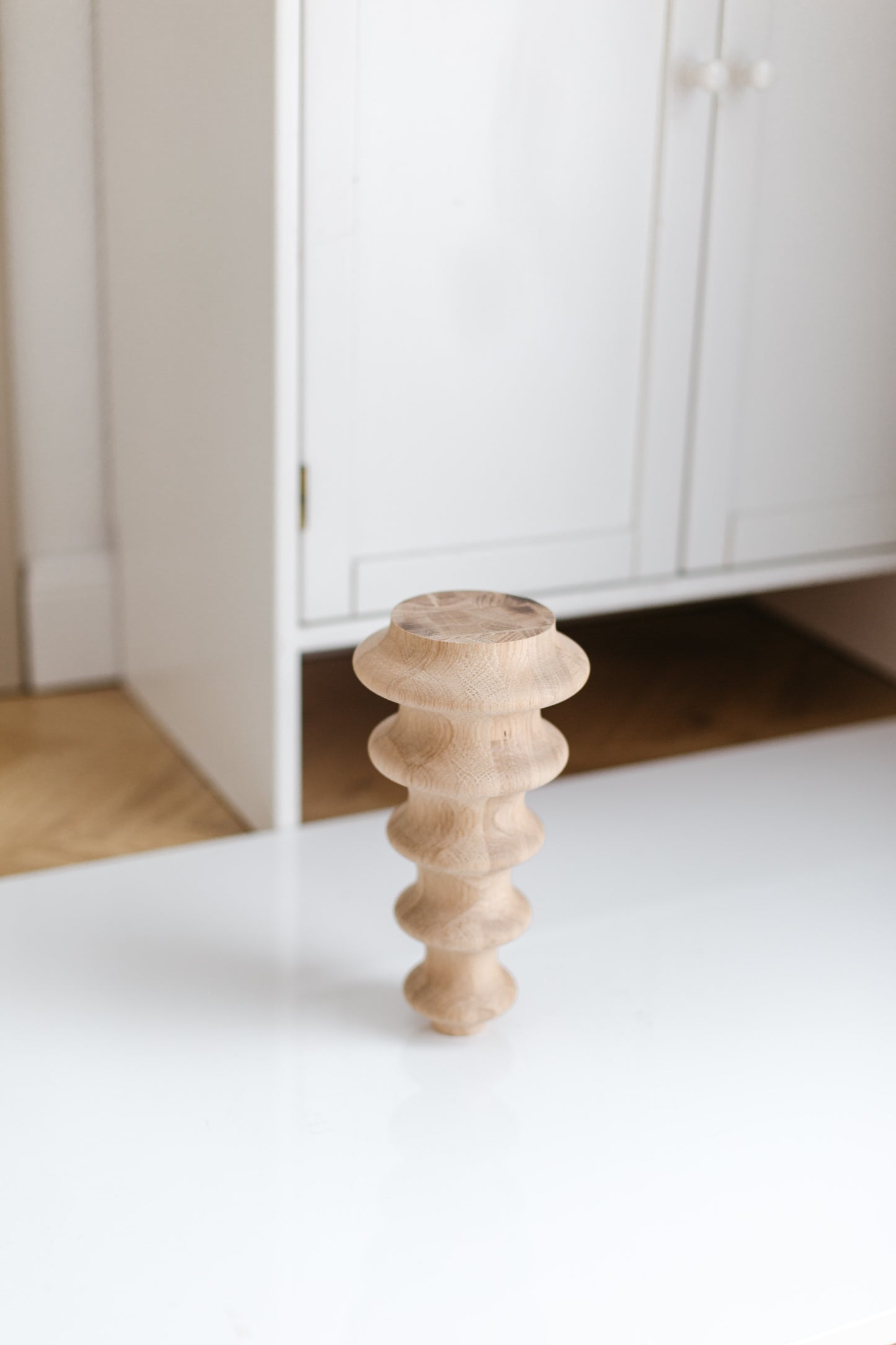 Wooden Furniture Legs – Classic Design, Handmade, H250 mm