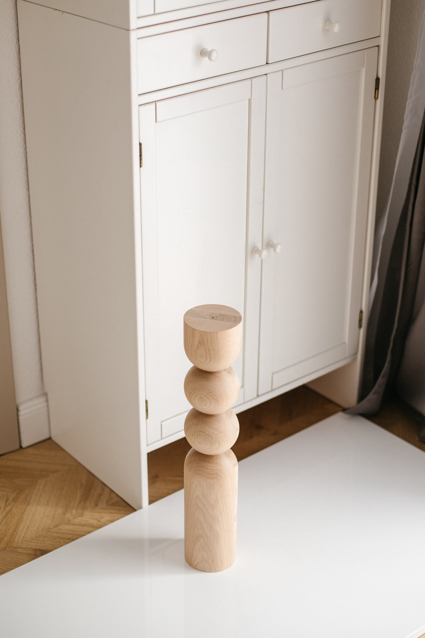 Natural Wooden Coffee Table Leg with Dual Sphere Detail – Handmade Design, H540 mm