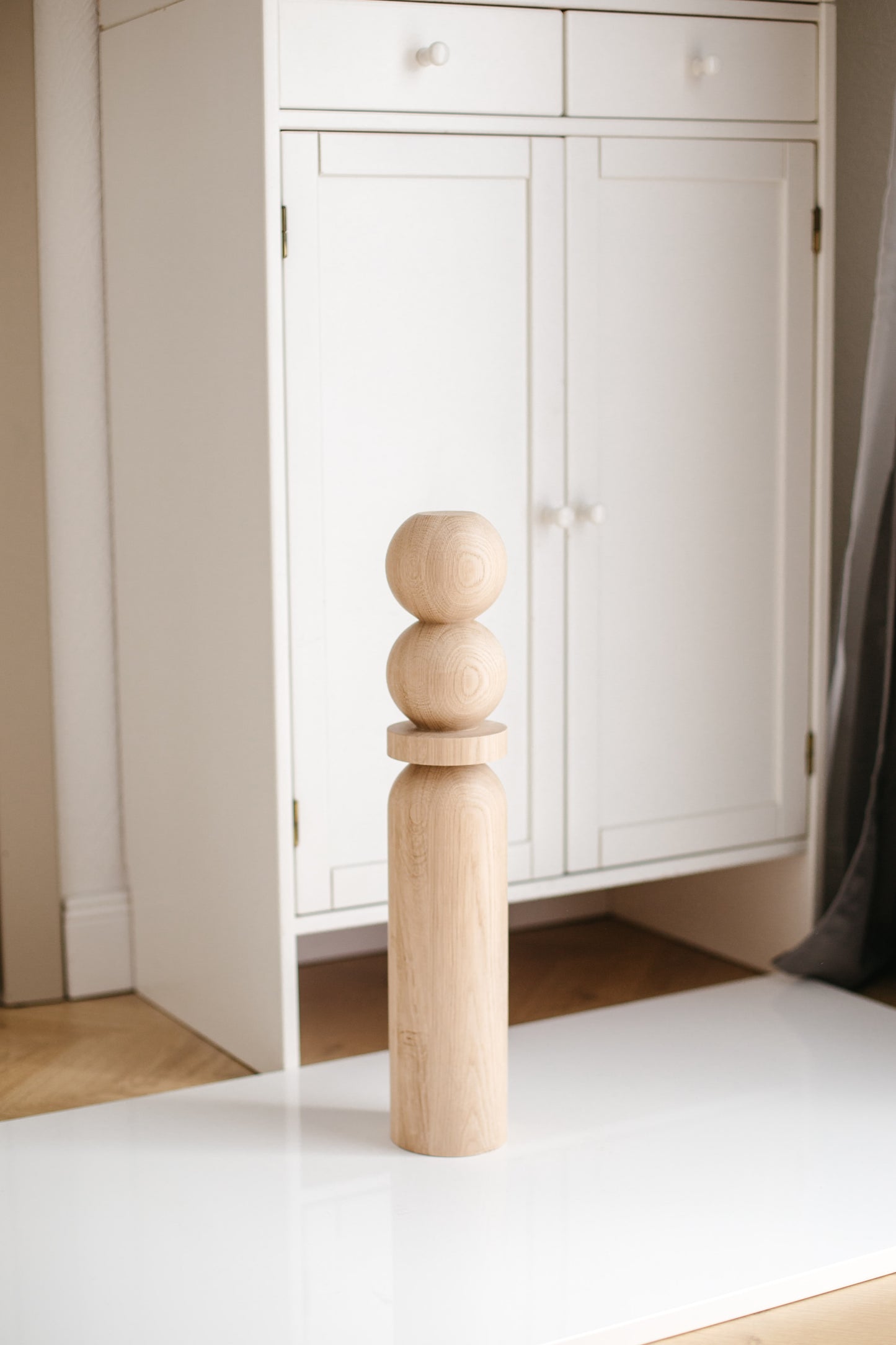 Natural Wooden Coffee Table Leg with Dual Top Spheres – Handmade Design, H540 mm