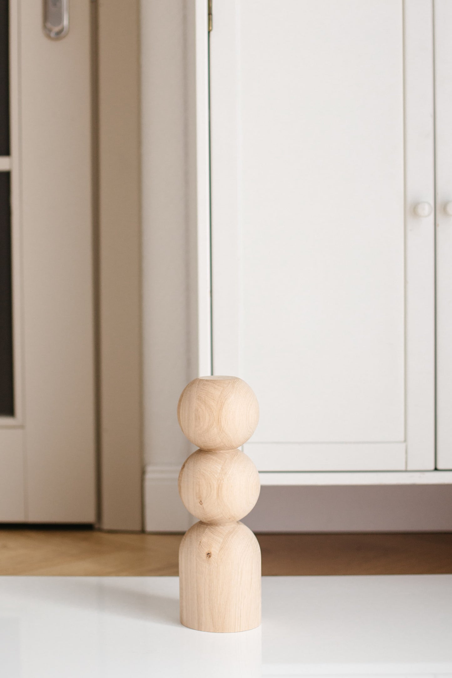 Wooden Furniture Legs with Dual Sphere Details – Handmade Design, H305 mm