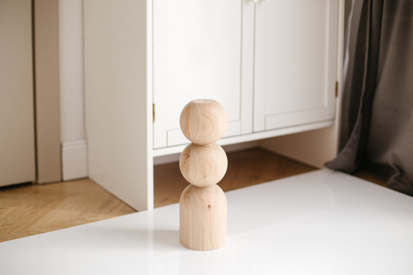Wooden Furniture Legs with Dual Sphere Details – Handmade Design, H305 mm
