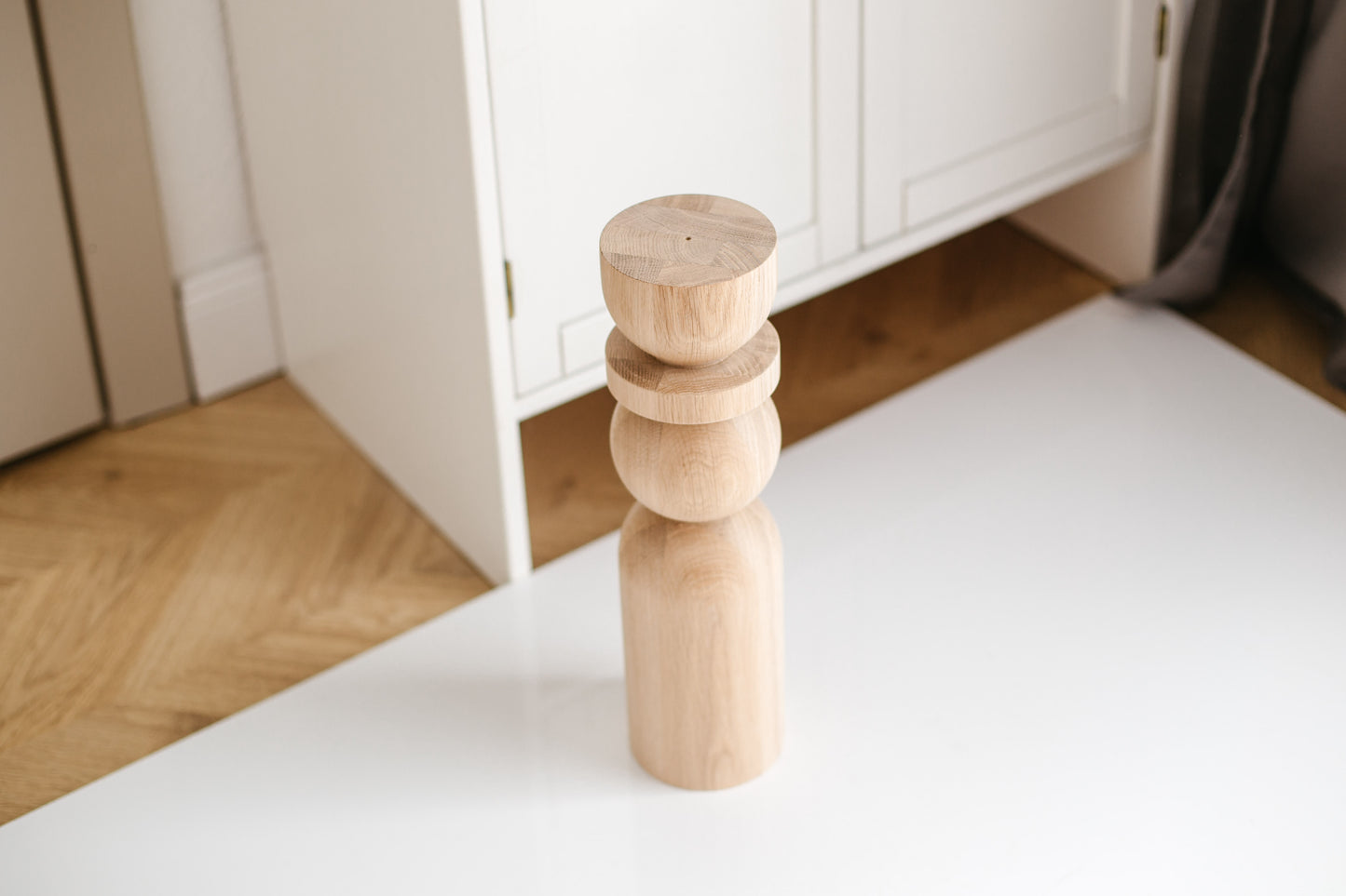 Natural Wooden Coffee Table Leg with Sphere Detail – Handmade Design, H380 mm