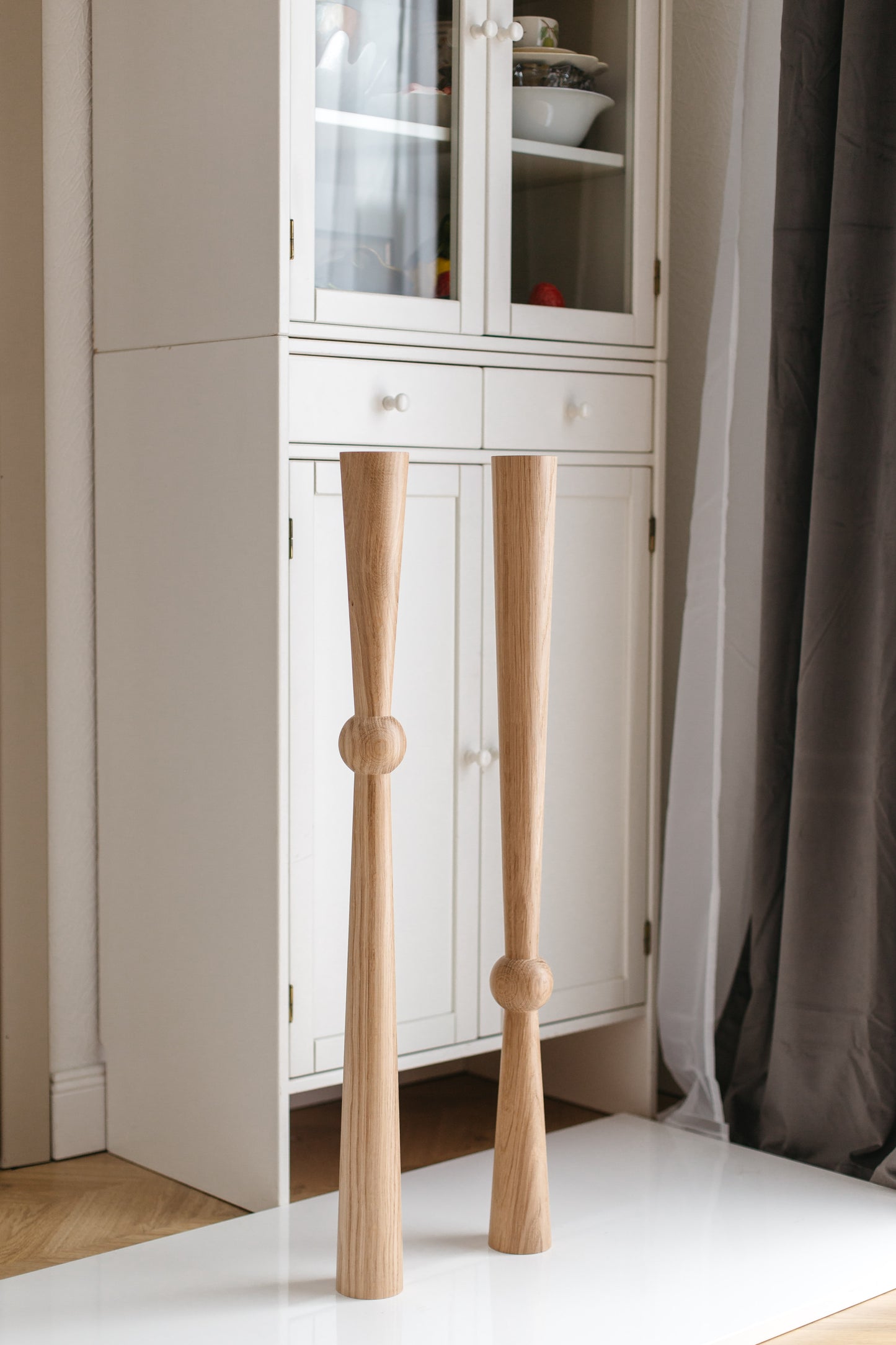 Wooden Table & Bar Leg with Center Sphere – Solid Oak, Handmade, Set of 2, H870 mm