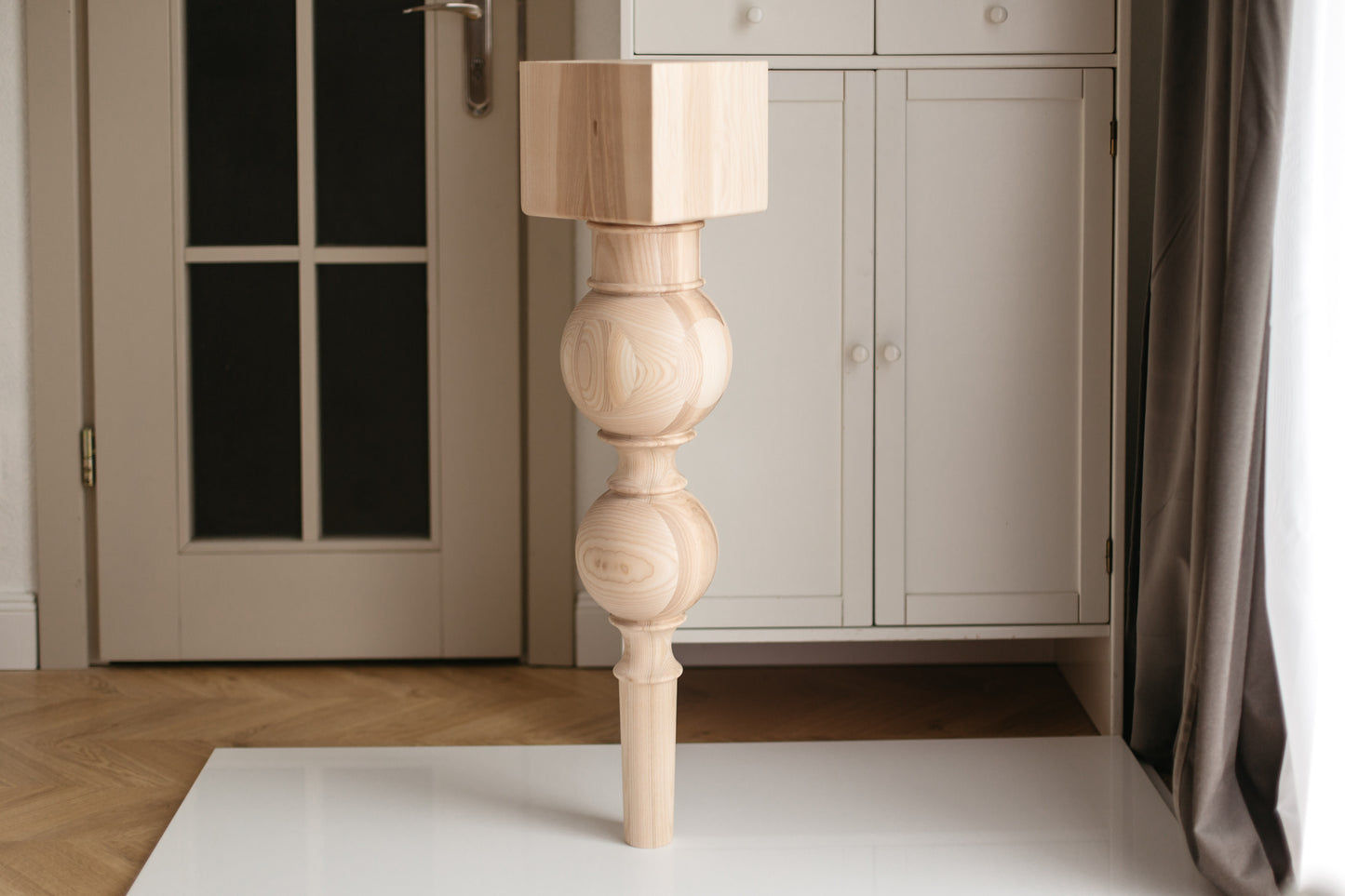 Wooden Breakfast Bar & Table Support Leg – Handmade Furniture Base, H890 mm