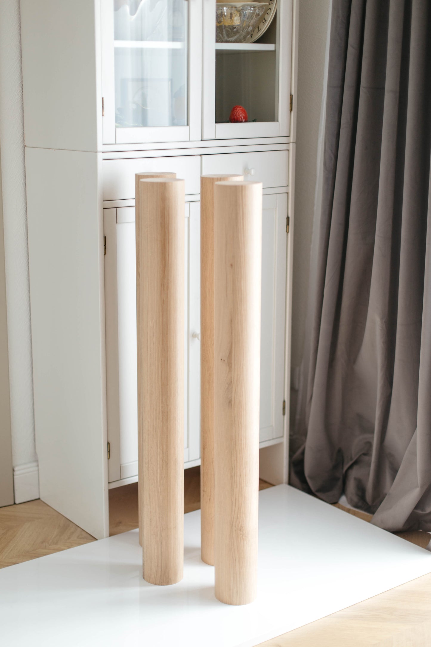 Round Wooden Furniture Leg – Smooth Straight Table & Bar Support, H900 mm