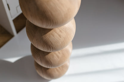 Wooden Furniture Leg with Four Sphere Details – Lathe-Turned Design, H710 mm