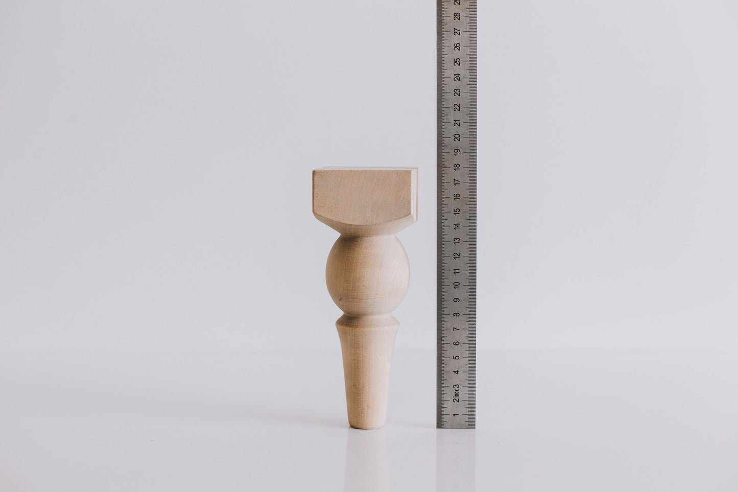 Classic Turned Wooden Furniture Legs – Sofa & Cabinet Support, H180 mm