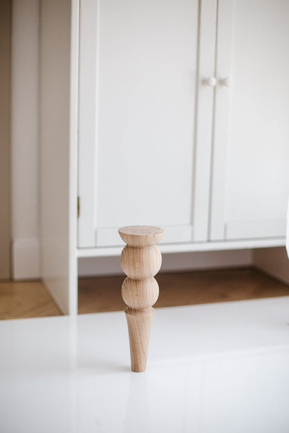 Tapered Wooden Furniture Legs with Double Ball Detail – Lathe-Turned Design, H250 mm