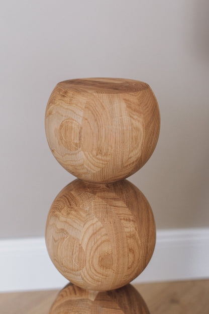 Elegant Wooden Bedside Table with Central Sphere Accent – Handmade Design, H495 mm